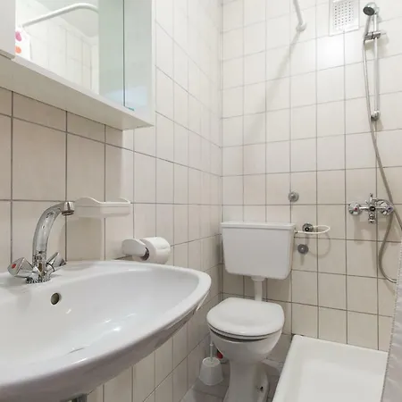 Miramare 3* Krk Town